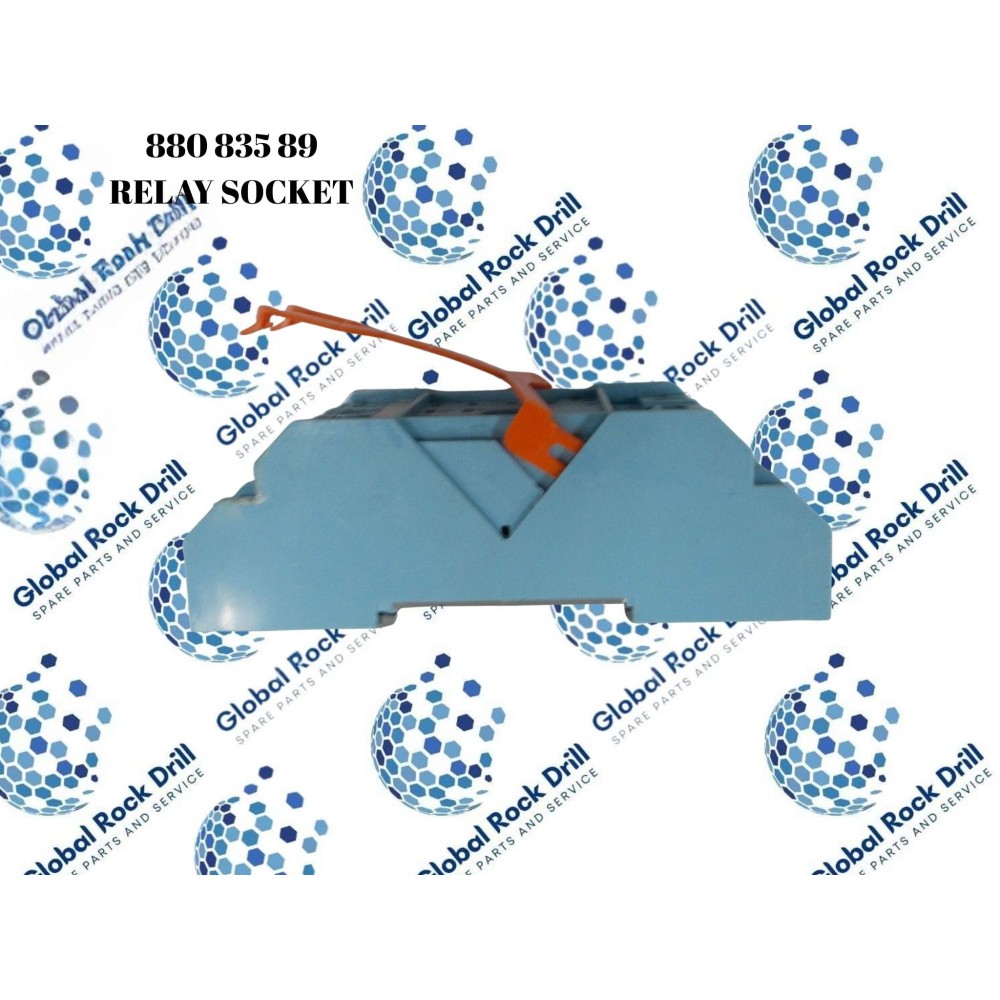 RELAY SOCKET
